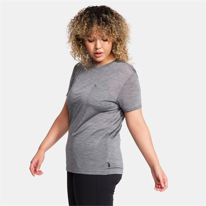 evo Tech Pocket T-Shirt - Women's 3 evo Tech Pocket T-Shirt - Women's - Image 2